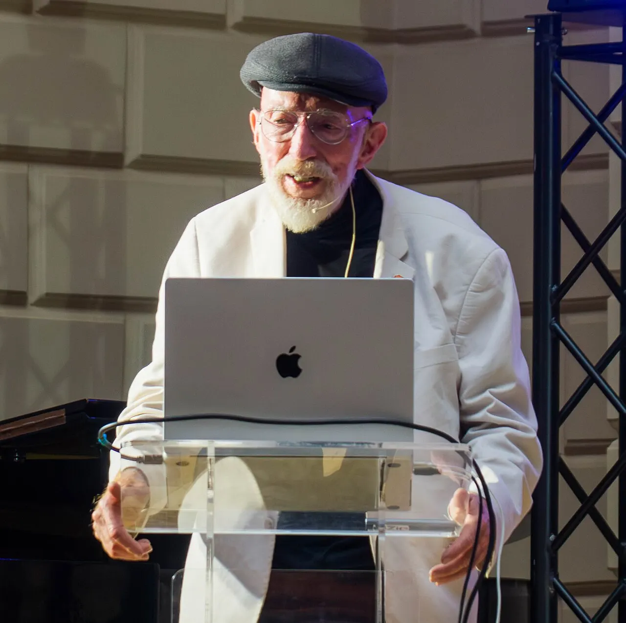 Kip Thorn lecture at OL Science &amp; Tech Fest 2025 in Lviv 31.05.25
