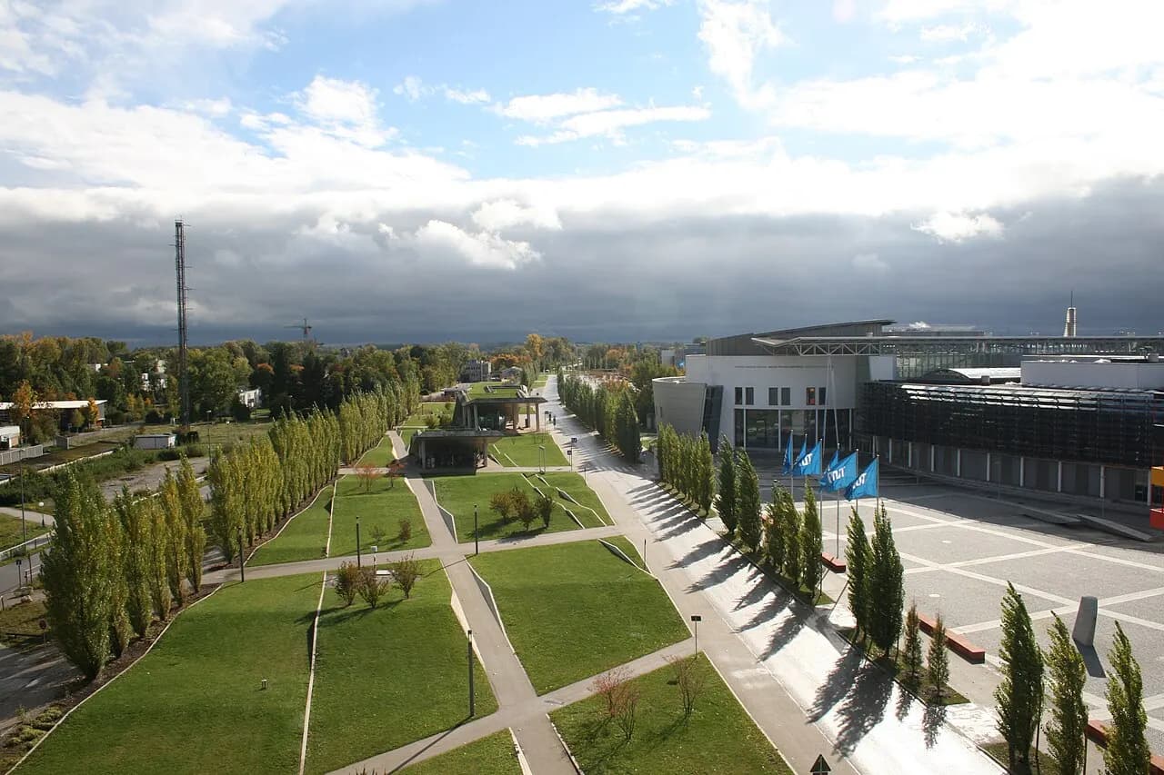 Garching Research Center (Garching-Forschungszentrum). View from the Institute of Advance Study (IAS) of the TU Munich.