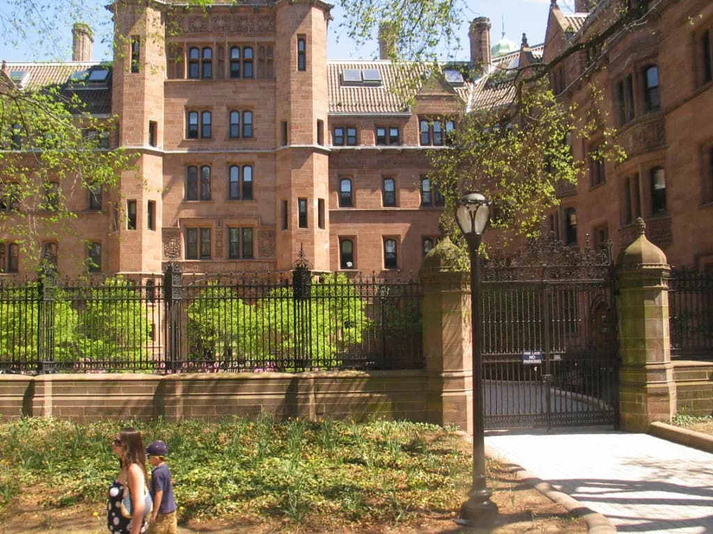 Vanderbilt Hall at Yale university in New Haven, Connecticut, as seen from Chapel Street.