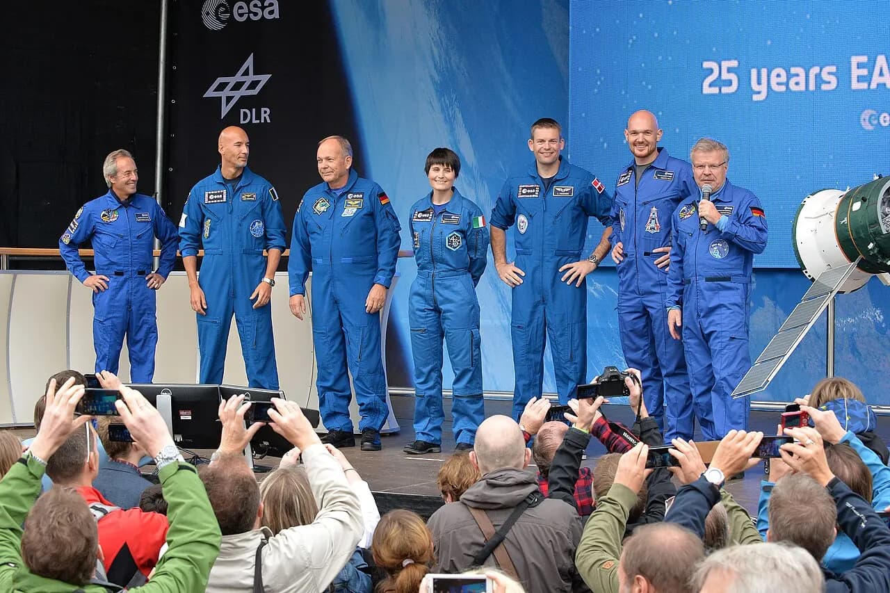 Astronauts of the European Space Agency, from left: Jean-François Clervoy (commons) Luca Parmitano (commons) Hans Schlegel (commons) Samantha Cristoforetti (com