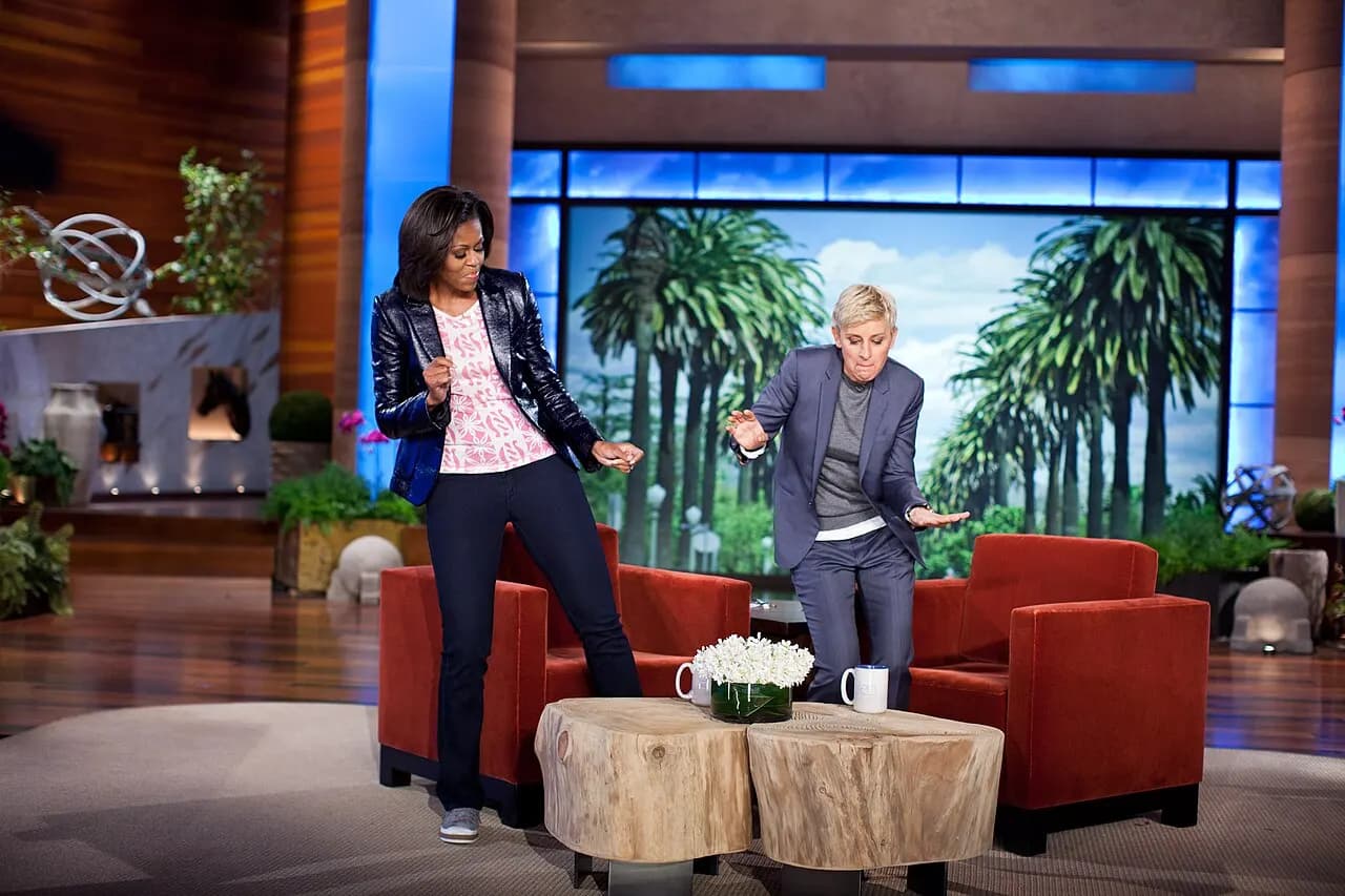 First Lady w:Michelle Obama and w:Ellen DeGeneres dance during a taping of “The Ellen DeGeneres Show” marking the second anniversary of the "Let’s Move!" initia