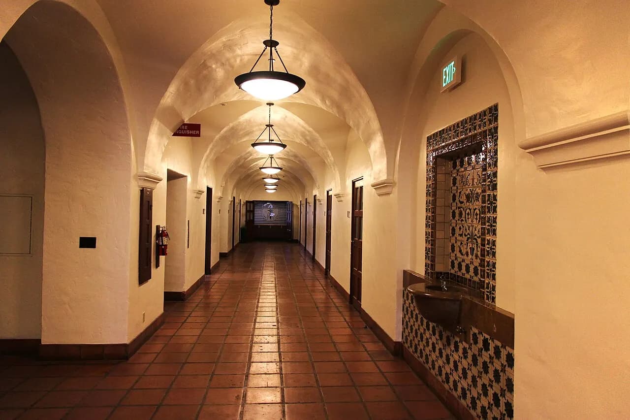 Norman Bridge Lab Interior