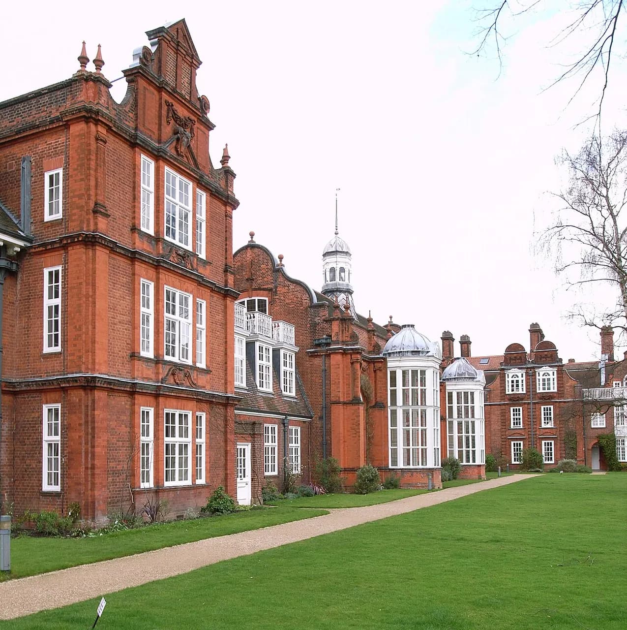 Newnham College, Cambridge, by Basil Champneys, with gardens by Gertrude Jekyll