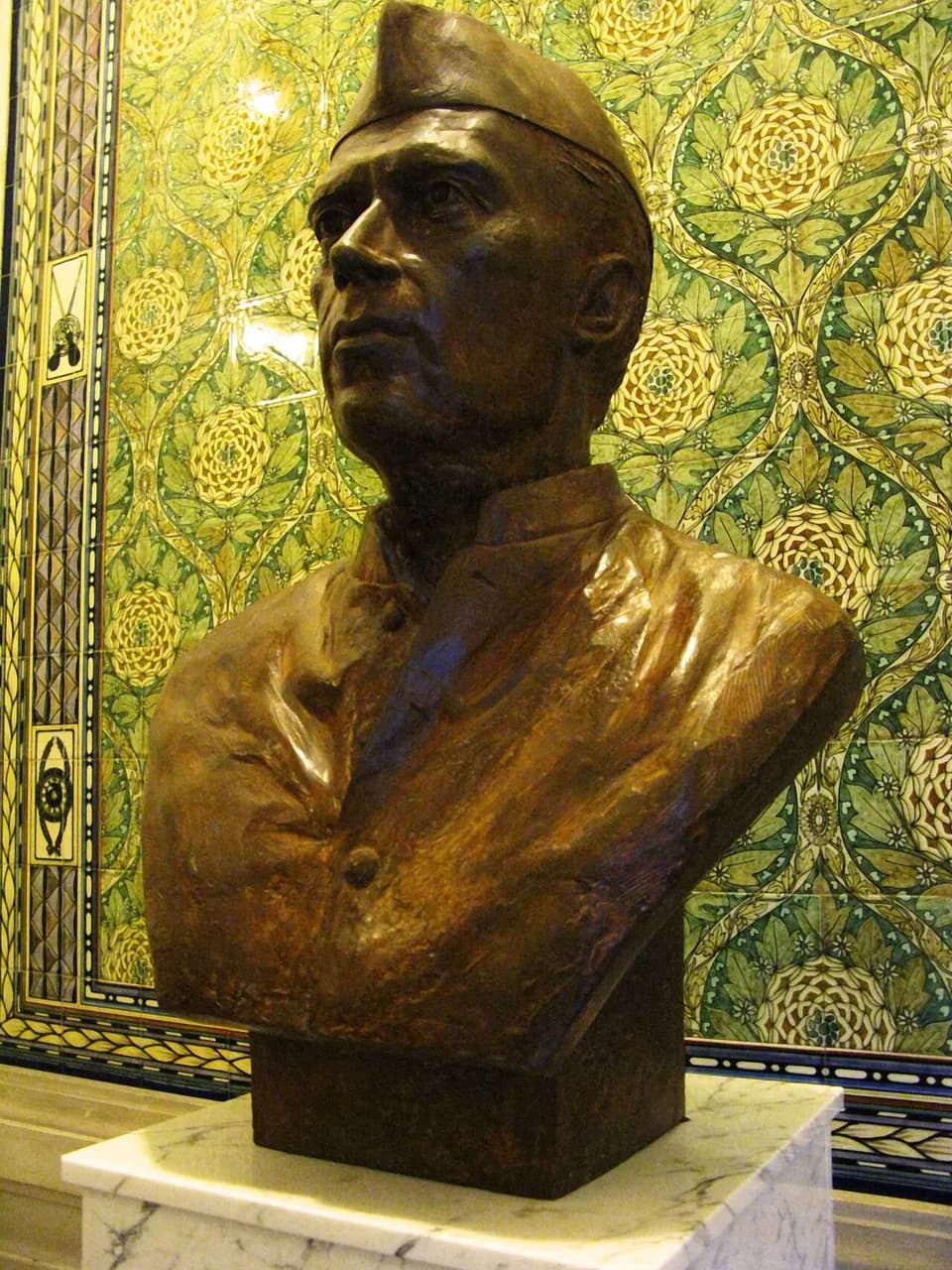 Buste de Jawaharlal Nehru se trouvant dans le Palais de la Paix Peace Palace Den Haag The Hague La Haye