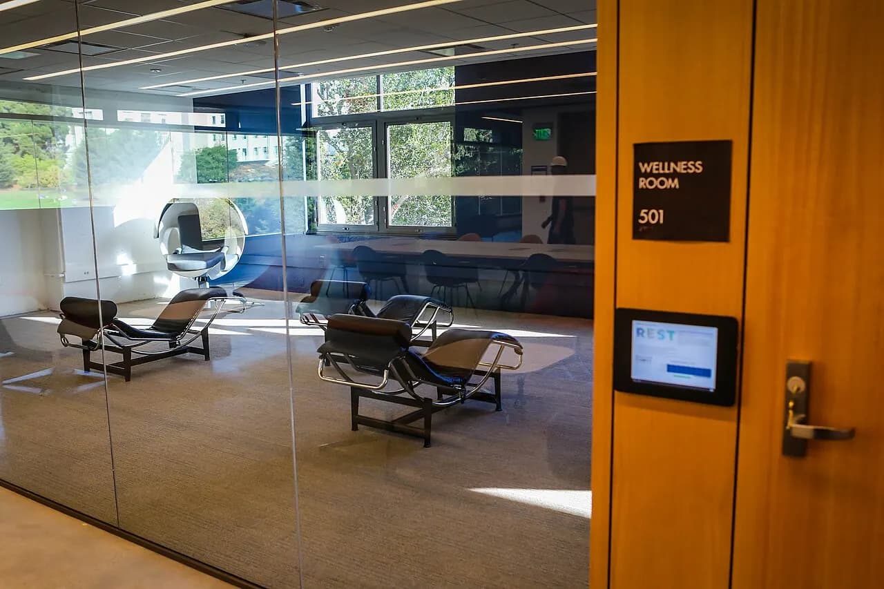 Wellness Room in Moffitt Library at UC Berkeley. A place for short rests, quiet thought, meditation or prayer and home to the ASUC sponsored REST Zone.